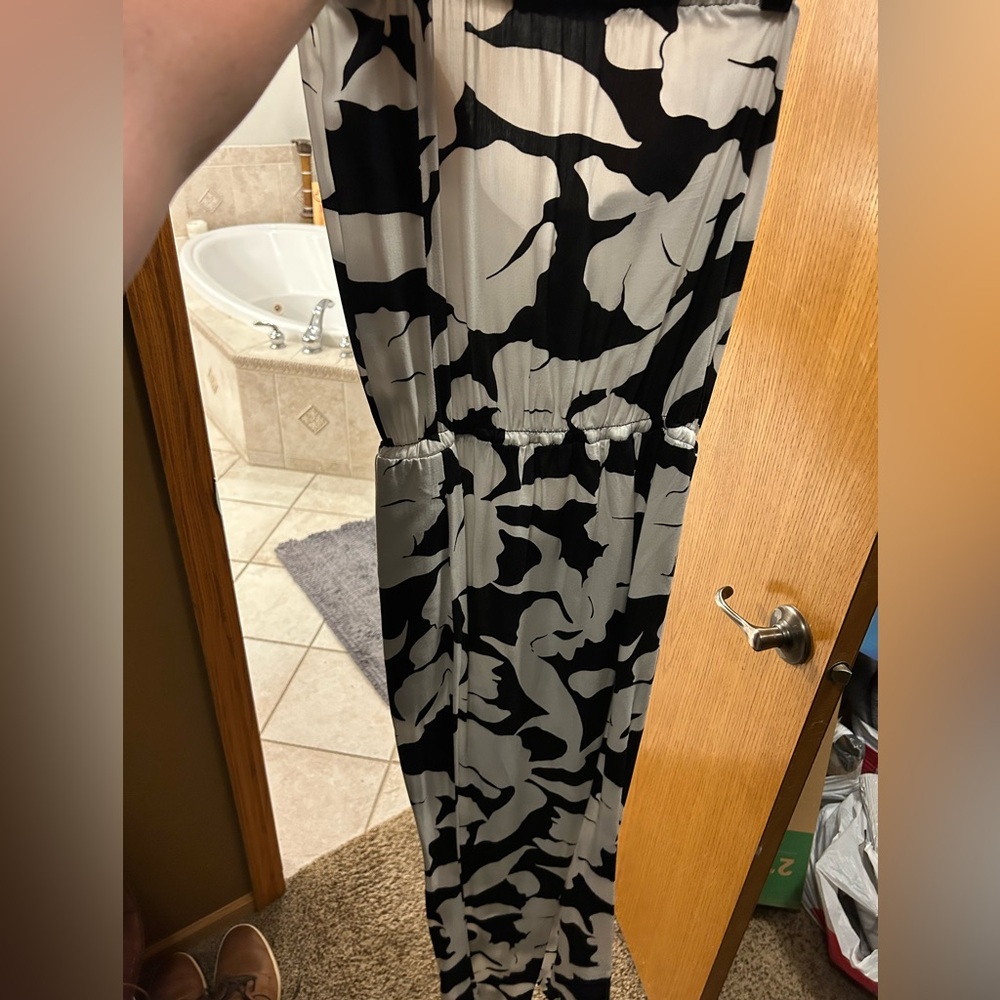 LOFT Black and White Patterned Skirt